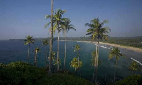 Surya Lanka Ayurveda Beach Resort Strand