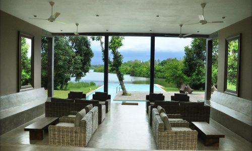 Roman Lake Ayurveda Resort Lounge