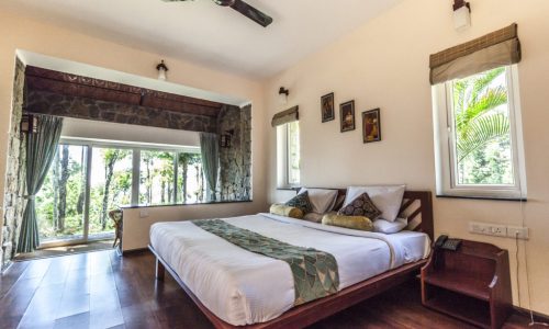 Sitaram Mountain Retreat Luxurious Cottage Style Room_1